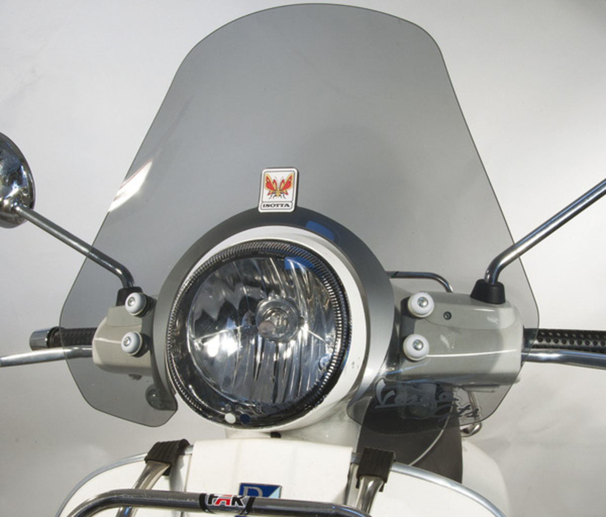 Vespa GT/GTS250/GTS300 summer windshield