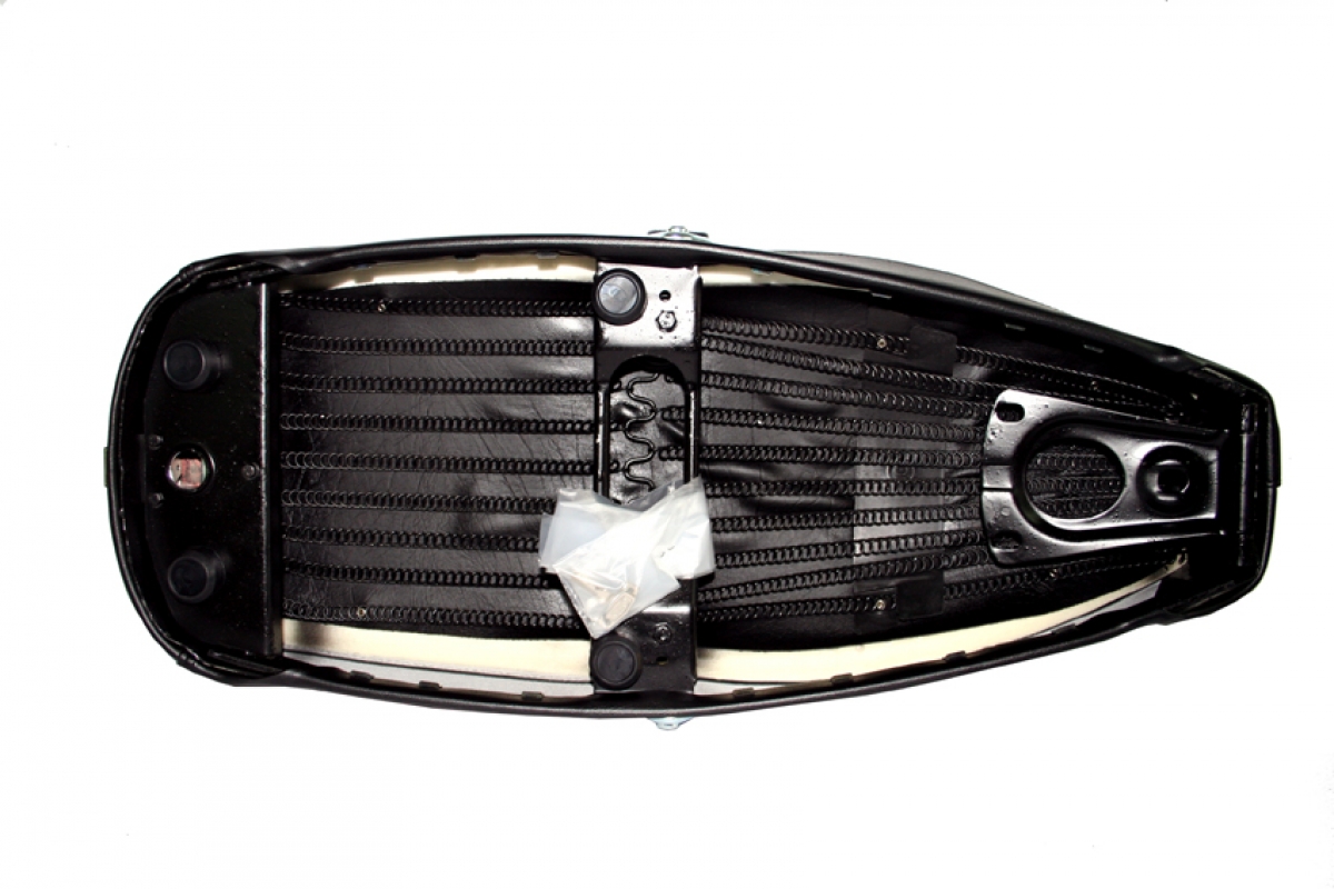 Protection Seuil De Coffre VW Arteon 2017-2021 – En Acier Inox Chromé – Anti-rayures – Installation Adhésive